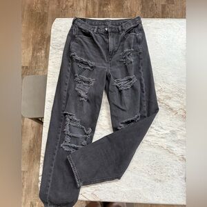 American Eagle Outfitters Distressed Black mom Jeans